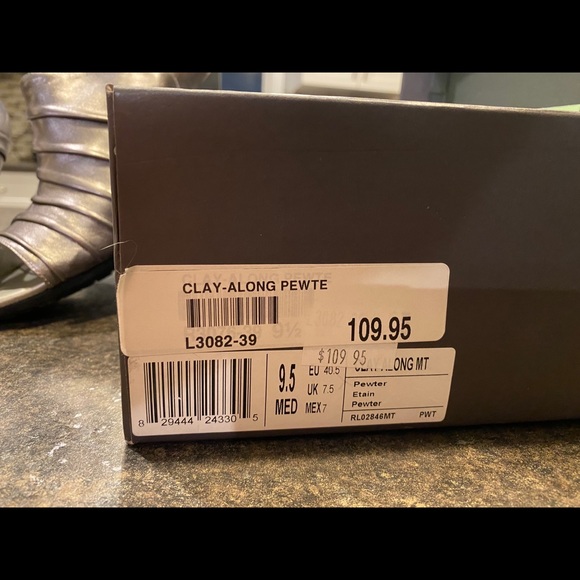 BNIB Peep Toe Cutout Booties - Picture 5 of 5